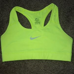 New Nike Sports Bra Size S